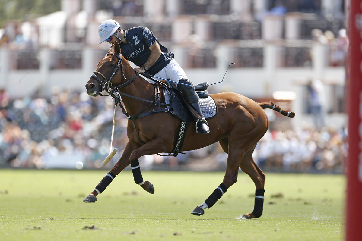 Nico-Pieres-Flexjet-David-Lominska
